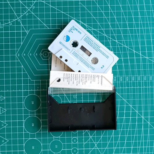 The Shadows String of Hits audio cassette like new, rock