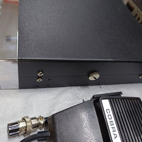 Cobra 29LTD Classic CB radio with microphone