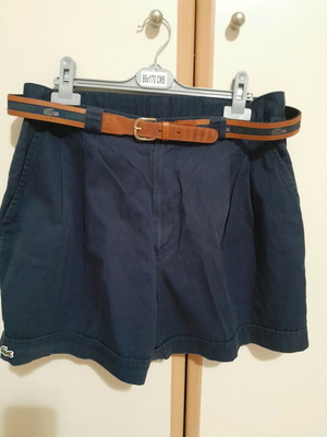 Lacoste women's vintage shorts like new, dark blue, size 46 with belt
