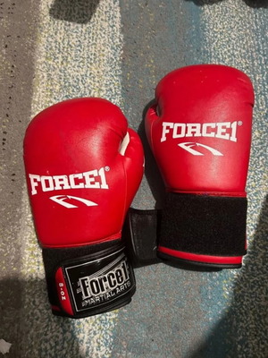 Box gloves Force1 used in very good condition