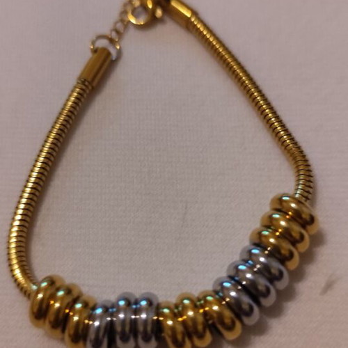 Two-tone necklace and bracelet set made of stainless steel, new