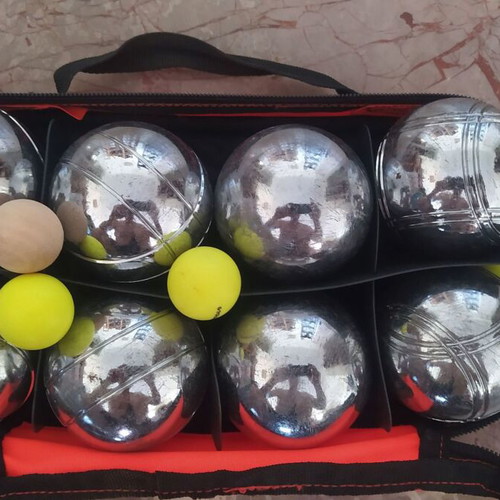 Petanque set Geologic used with 8 metal balls and carrying bag