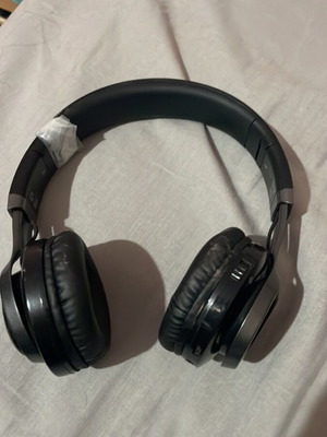 Crystal Audio headphones used with visible break but fully functional