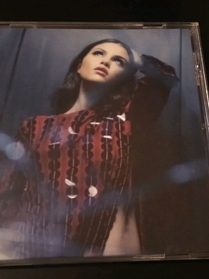 CD Selena Gomez Revival σαν καινούργιο, pop