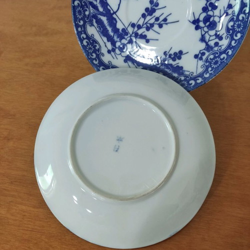 Handmade Chinese porcelain plates like new, set of 2