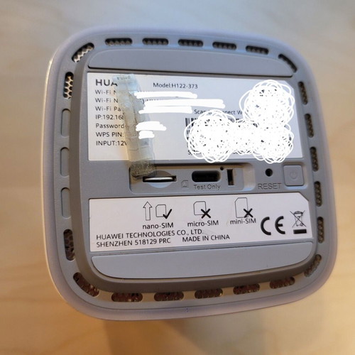 Huawei 5G CPE Pro 2 H122-373 5G Wi-Fi 6 router