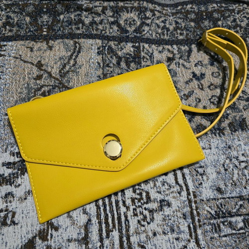 Zara waist bag like new, yellow gold