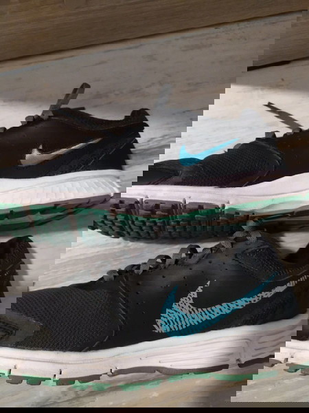 Αθλητικά παπούτσια Nike