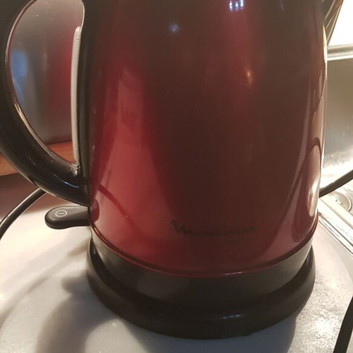 Moulinex electric kettle BY 530 used, red, 1.7lt