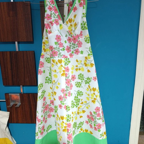 Vintage floral halter dress like new, colorful, size L