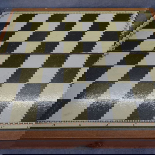 Επιτραπέζιο τάβλι μεταχειρισμένο, ξύλινο με πούλια και ζάρια