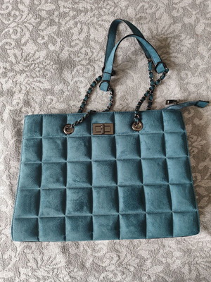 Turquoise suede quilted handbag new with shoulder strap