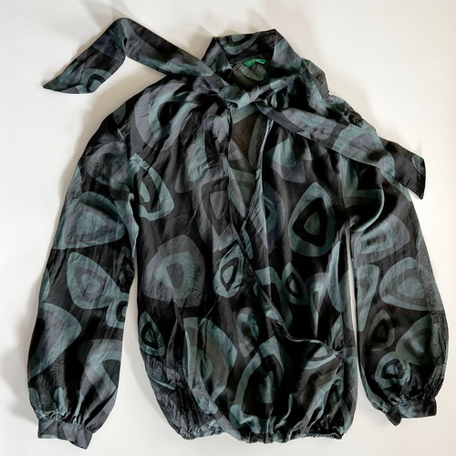 Benetton shirt used, size M, black and green