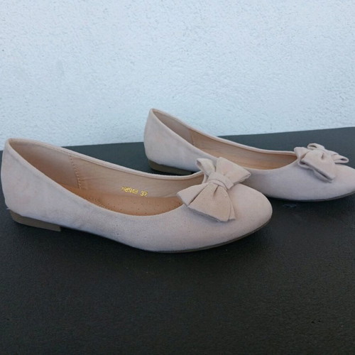 Moda plus women's pumps size 37 like new, beige