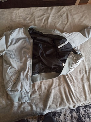 Bershka Fly μπουφάν σαν καινούργιο, γκρι, μέγεθος L