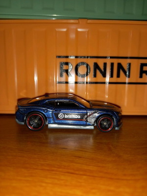 Hot Wheels 2018 Camaro Ss used, moderate condition