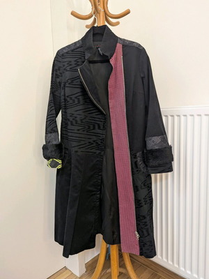 Custo Barcelona coat like new, black multicolor, size L