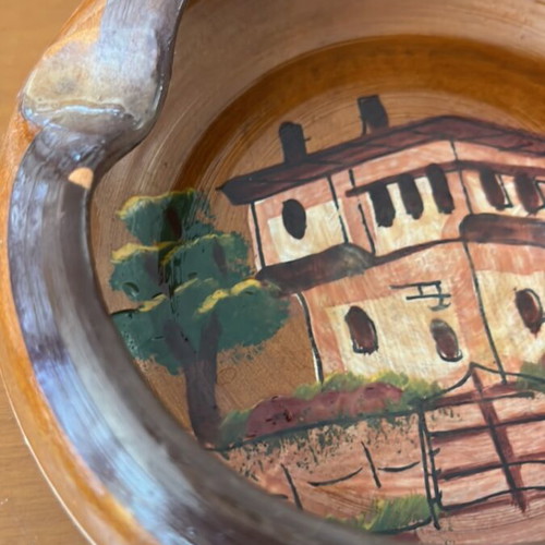Souvenir ashtray with old Greek mansion design, new
