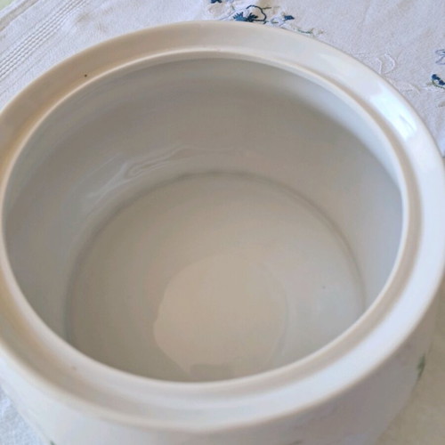 Soup tureen from Germany like new