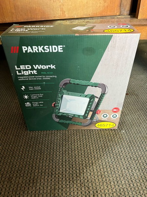 Parkside προβολές led ρεύματος 4500lm καινούργιο