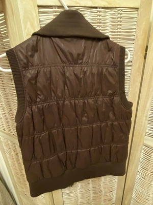 Raxevsky Sleeveless Jacket like new, Medium, brown, with pockets