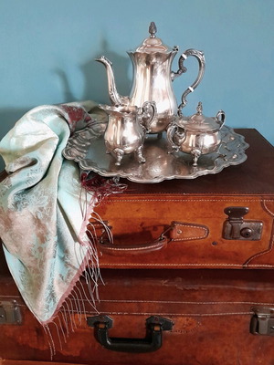 Leonard silver-plated tea set like new