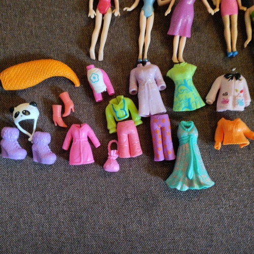 Polly Pocket collectible set used with accessories