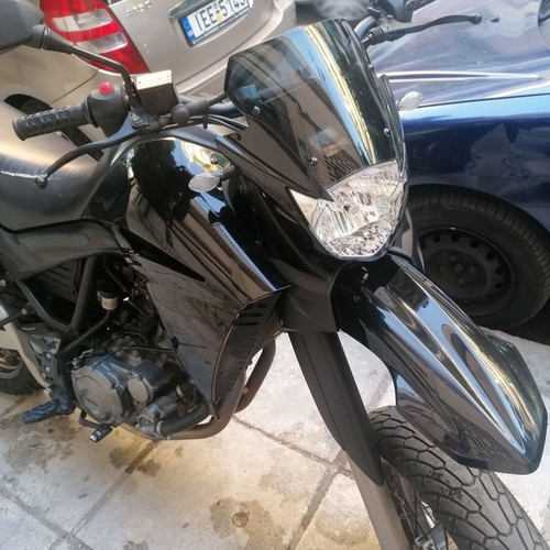 Yamaha XT 660X motorcycle 2004, 660cc