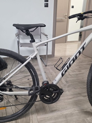 City and trekking bicycle, silver, disc brakes, front suspension, men's