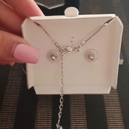 Jewelry set Swarovski silver necklace and earrings with white stone new