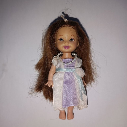 Kelly Fantasy Tales Tea Party doll 2004 used