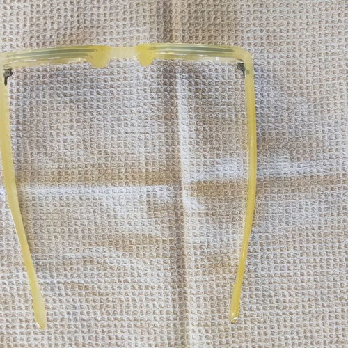 Solo-Solis NDL5548 sunglasses new, yellow cream frame
