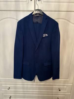 Men's summer suit Zara jacket EUR 50, trousers EUR 42
