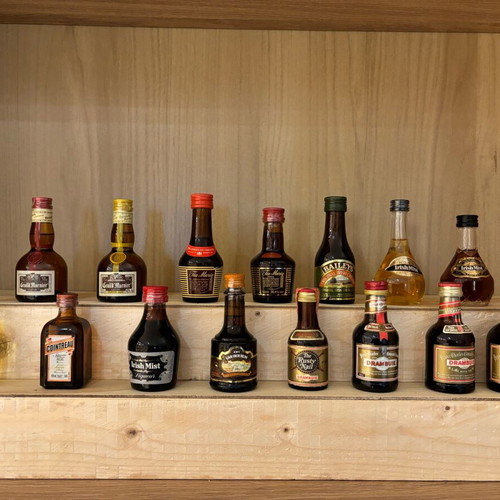 Miniature liquor bottles like new, pack of 15, 50ml