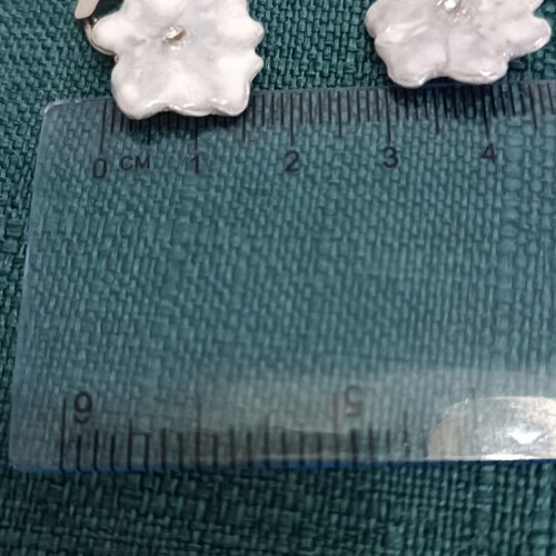 Handmade earrings white flower resin uv with steel hoops