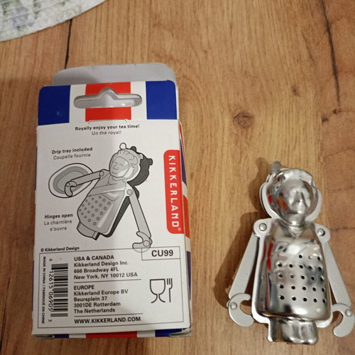 Tea accessory used with unique design