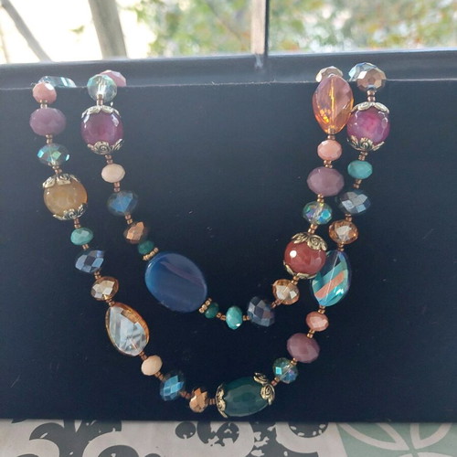 Double necklace with sparkling stones new, multicolored