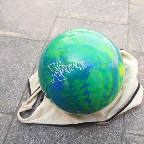 Bowling balls used, pack of 14 pieces