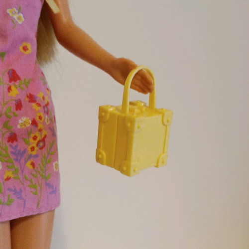 Barbie Pretty Flowers 1999 collectible in excellent condition