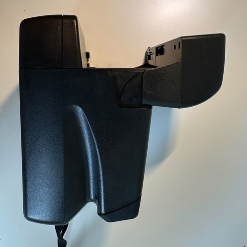 Polaroid 636 Close Up camera like new with 1 film pack (8 shots)