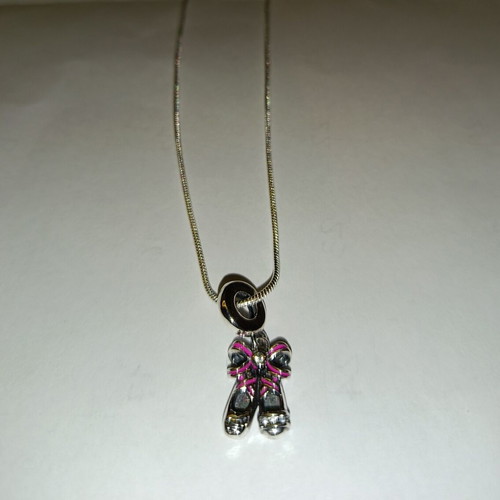 Ballerina Shoes Pendant new, silver with fuchsia ribbon