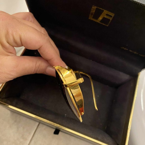 Linda Farrow Luxe oversized aviator sunglasses like new, gold