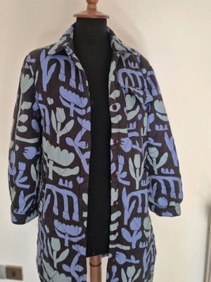Pepaloves coat jacket like new, Spanish, size S