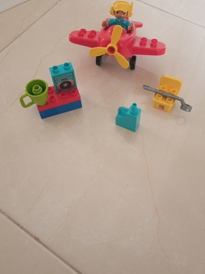 Lego Duplo Town Airplane 10908 like new with pilot figure