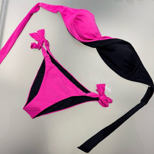 Strapless bikini like new, fuchsia and black, size S/M