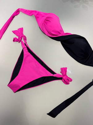 Strapless bikini like new, fuchsia and black, size S/M