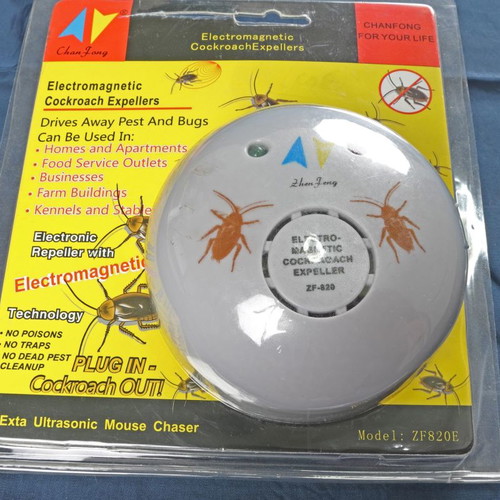 Ultrasonic insect repellent device new