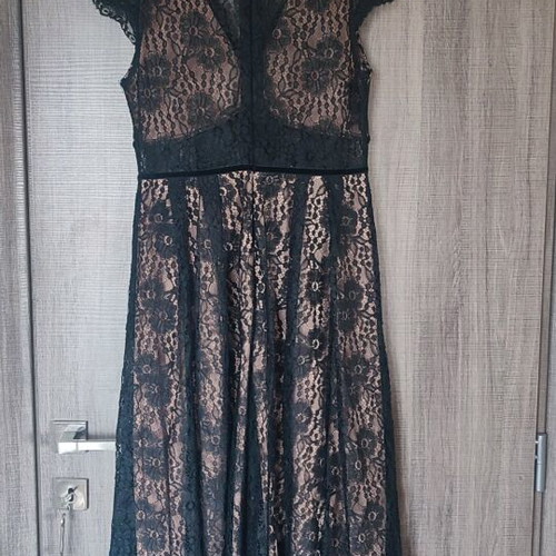 Evening dress new with lace and velvet details