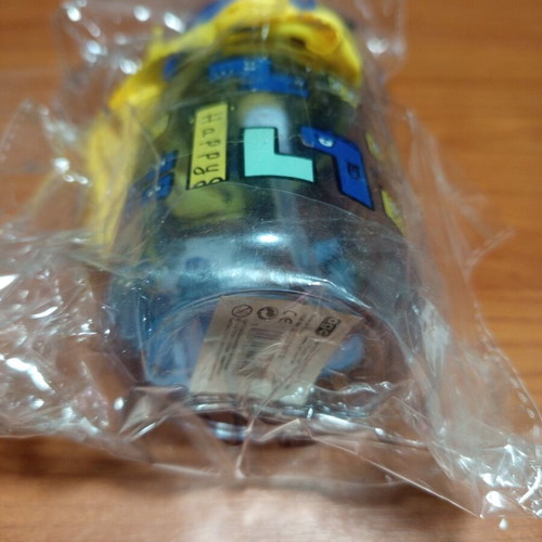 Children's water bottle with cheerful blue patterns