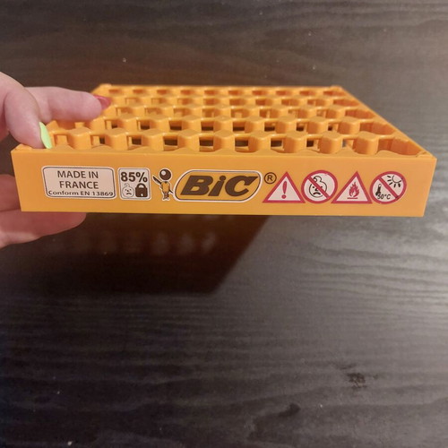 BIC lighter holder for large lighters, capacity 50